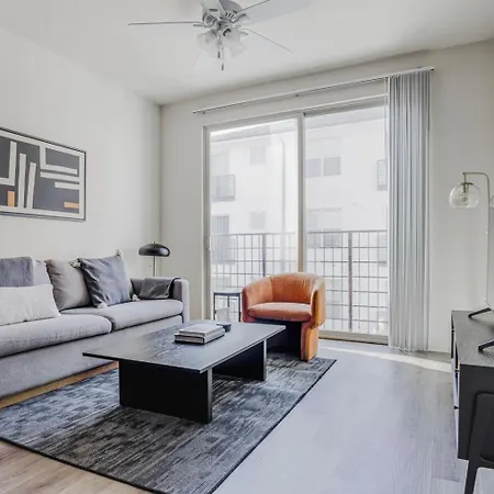 Blueground Domain 1Bd Apartment Atx-282